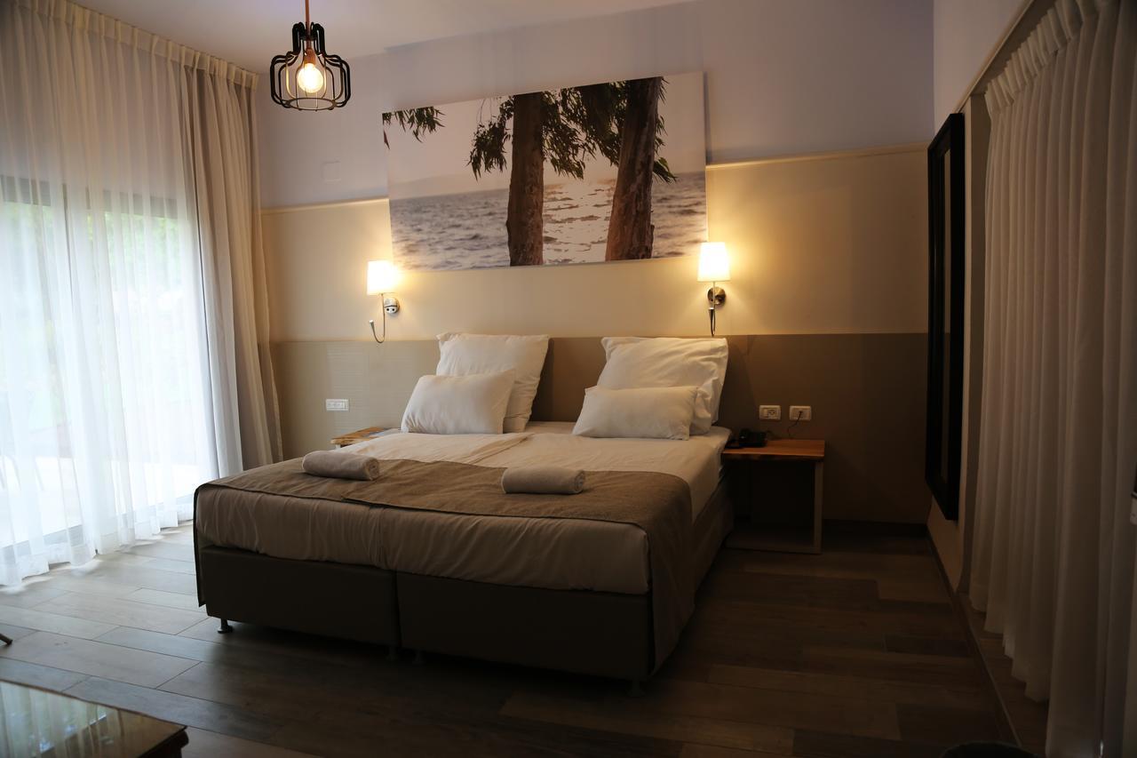 Ohalo Manor Hotel Genesaret Værelse billede